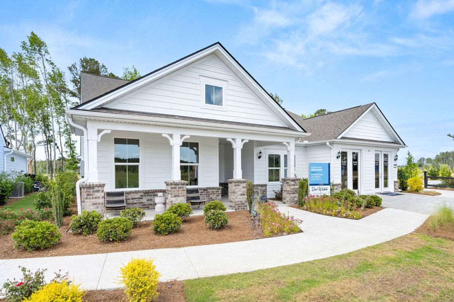 Image 29 representing the Renown by Del Webb in Del Webb Savannah at Heartwood, Richmond Hill, GA.