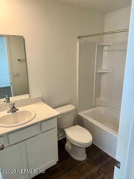 Furnished interior view inside a new home in Corsair, Middleburg (Image 13).