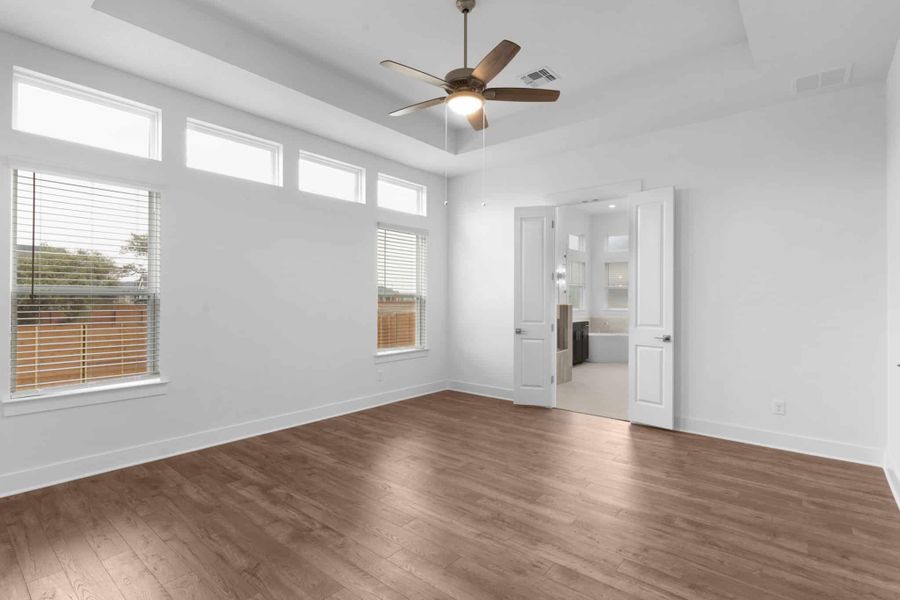 Spacious, unfurnished interior of a new home in Broken Oak, Georgetown (Image 17). Spacious, unfurnished interior of a new home in Broken Oak, Georgetown (Image 17).