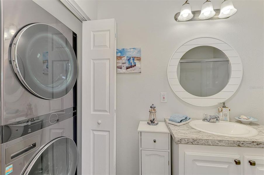 Furnished interior view inside a new home in , Venice (Image 22).