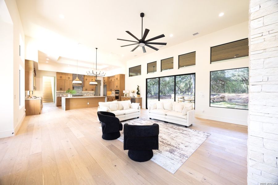 Furnished interior view inside a new home in , Boerne (Image 17).