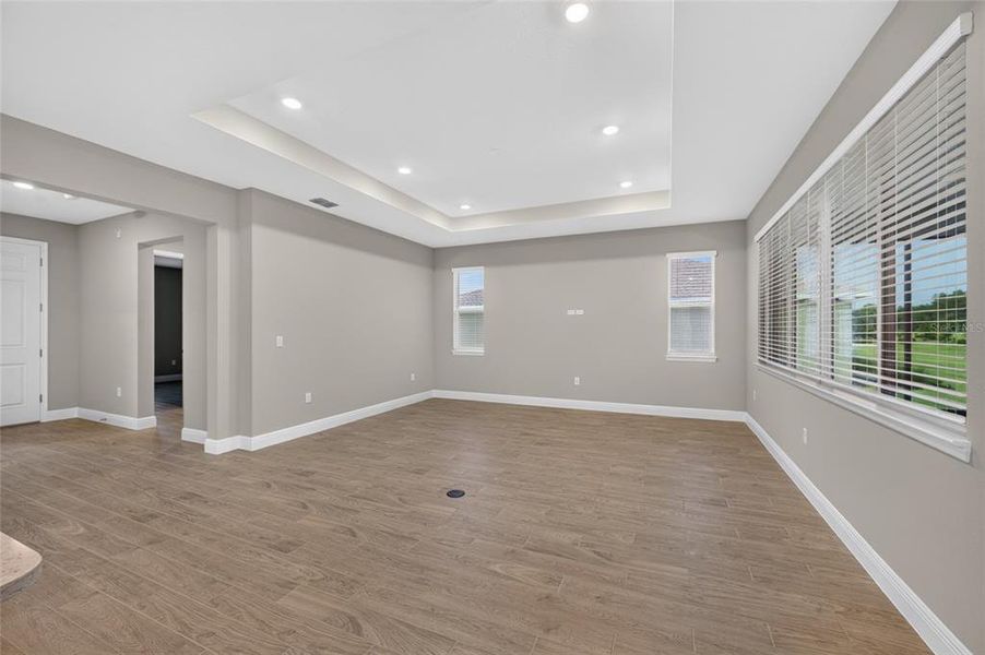 Spacious, unfurnished interior of a new home in , Ocala (Image 43).