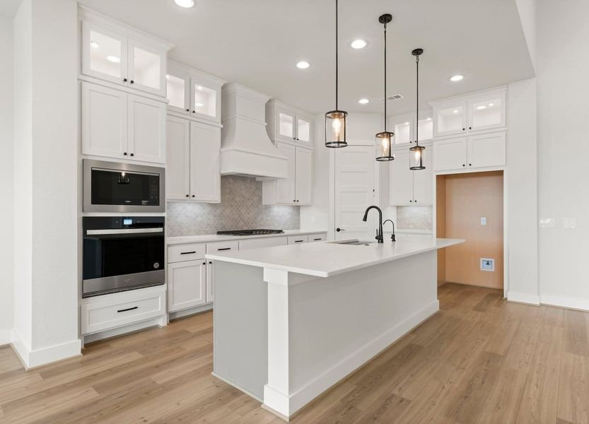 27-custom-DVA06097 27-custom-DVA06097