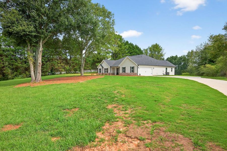 Image 38 of a home in .