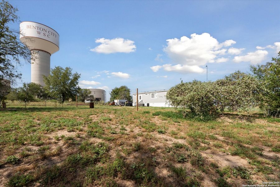 Image 43 of a home in . Image 43 of a home in .