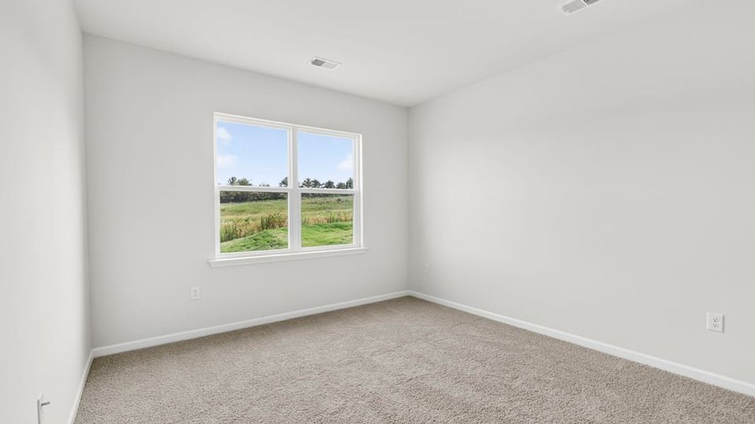 Spacious, unfurnished interior of a new home in Benjamin's Grove, Woodruff (Image 32).