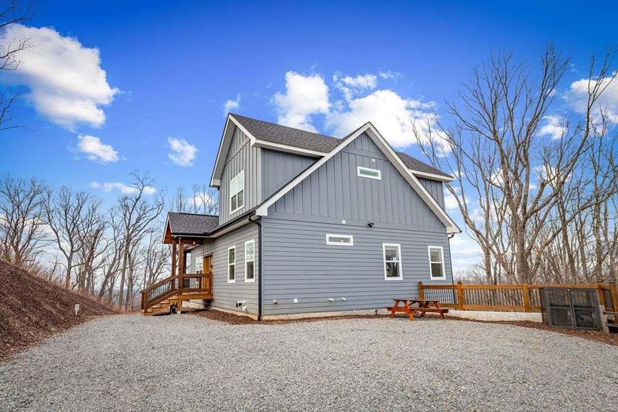 Image 76 of a home in .