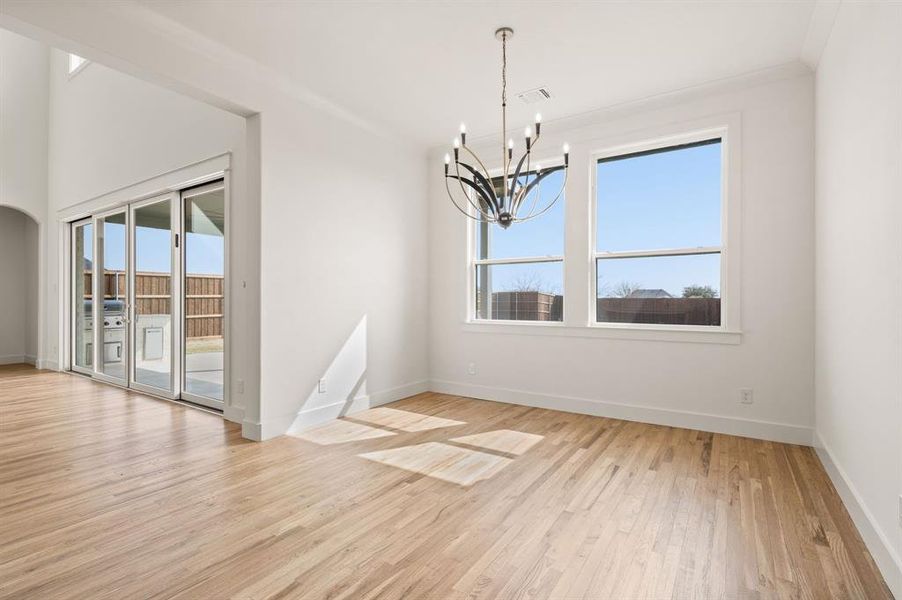 Spacious, unfurnished interior of a new home in NorthGlen, Haslet (Image 24).