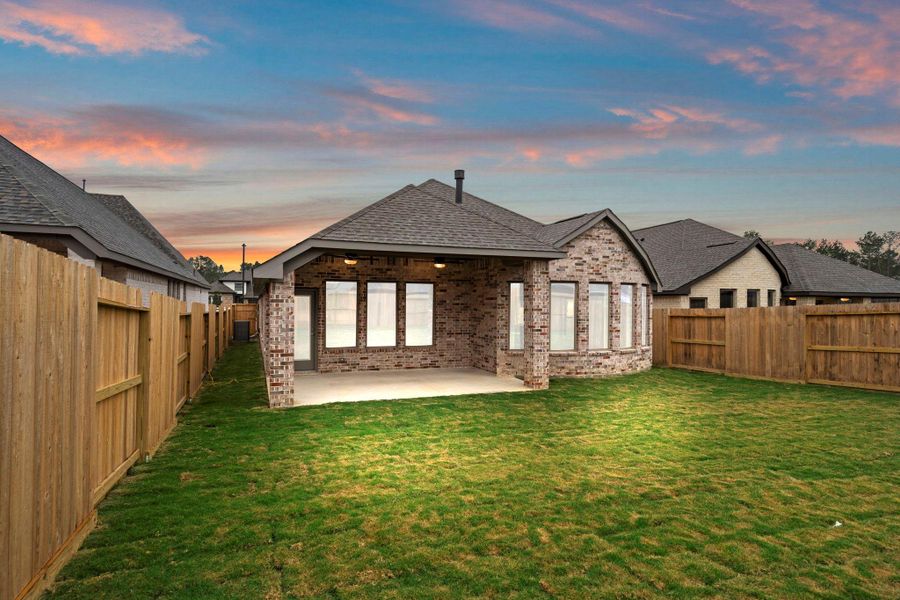 Exterior details and patio area of a home in The Highlands, Porter (Image 3).