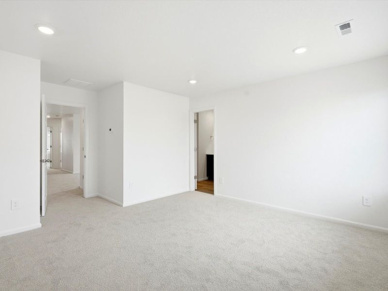 Spacious, unfurnished interior of a new home in York Station, Thornton (Image 11). Spacious, unfurnished interior of a new home in York Station, Thornton (Image 11).