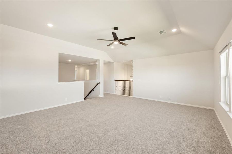 Spacious, unfurnished interior of a new home in Wildcat Ridge Phase 3, Godley (Image 23).