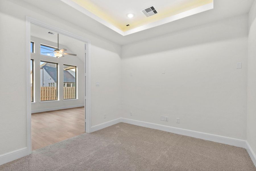 Spacious, unfurnished interior of a new home in Colton, Montgomery (Image 28).