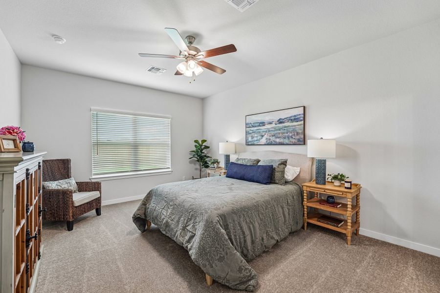 Representative furnished interior of a home built from the Medina by Omega Builders in Hillside Village, Temple (Image 8).