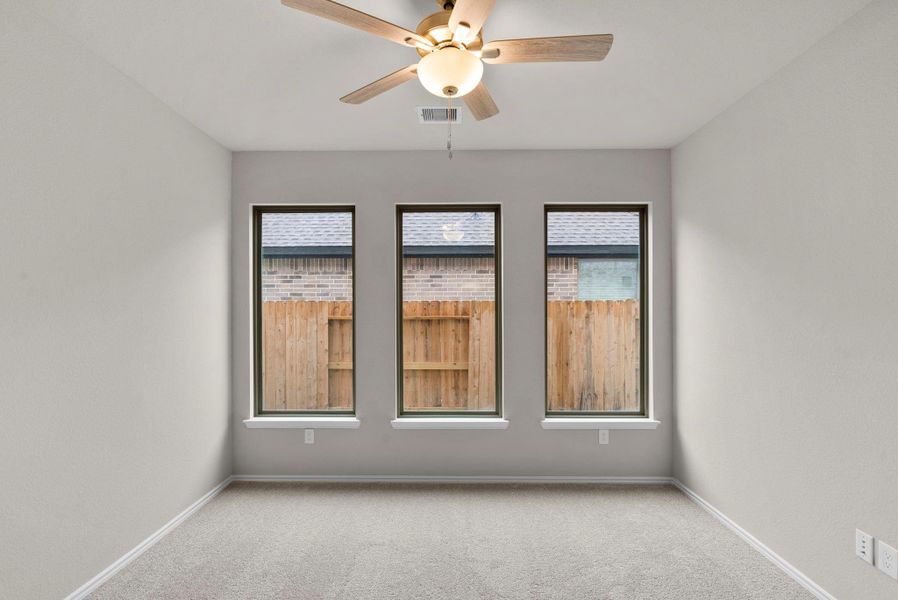 Spacious, unfurnished interior of a new home in Escondido, Magnolia (Image 18).
