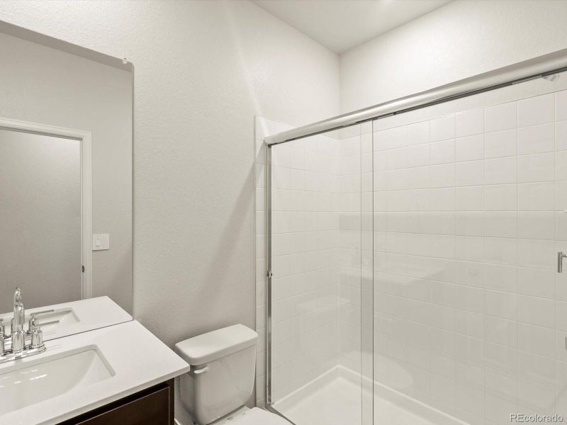 Image 32 of a home in Poudre Heights: The Lakes Collection.