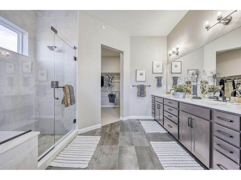 Furnished interior view inside a new home in , Broomfield (Image 13).
