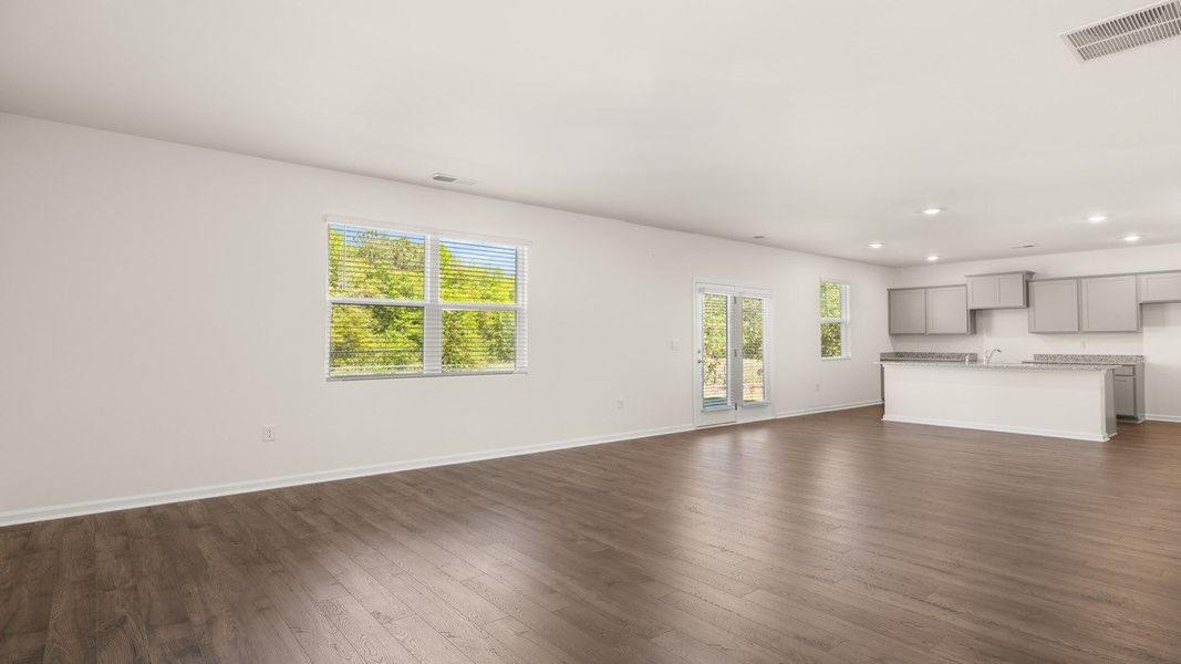 Spacious, unfurnished interior of a new home in Locust Grove Station - Cedar Ridge, Locust Grove (Image 13).