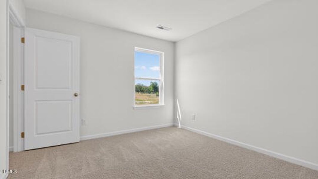 Belle Grove_Darwin A3_83_Gray_SPEC-030