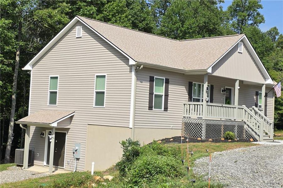 Exterior details and patio area of a home in , Blairsville (Image 13).