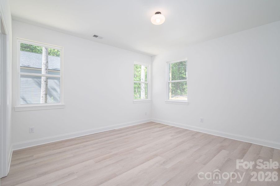Spacious, unfurnished interior of a new home in , Bessemer City (Image 18).