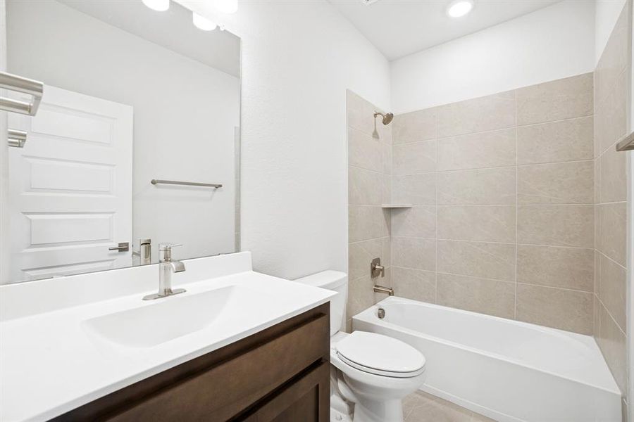 Furnished interior view inside a new home in Talia – Cottage Series, Mesquite (Image 12).