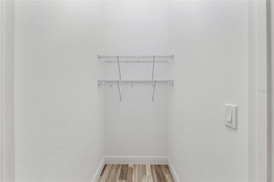 Spacious, unfurnished interior of a new home in , Ocala (Image 26).