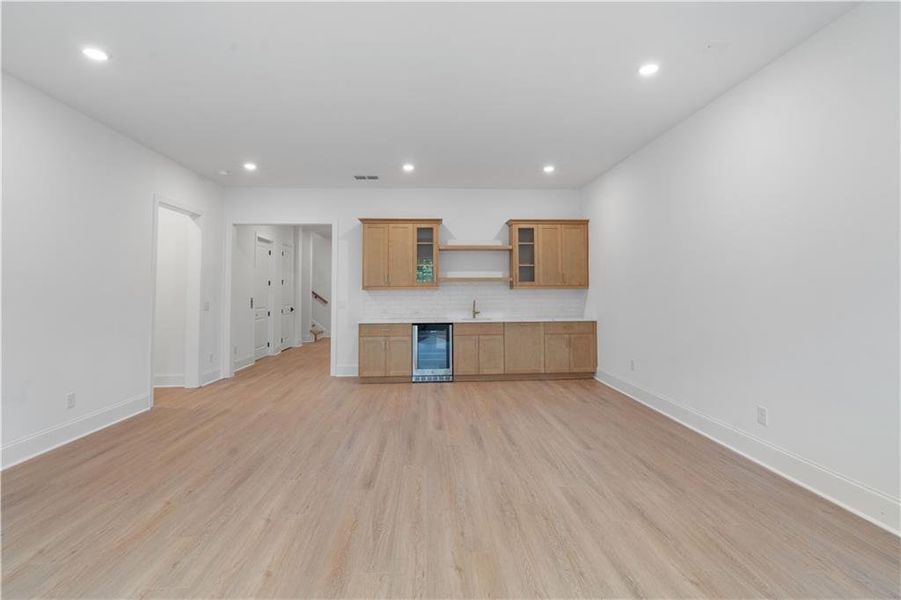 Spacious, unfurnished interior of a new home in Waterside Single Family, Peachtree Corners (Image 54). Spacious, unfurnished interior of a new home in Waterside Single Family, Peachtree Corners (Image 54).