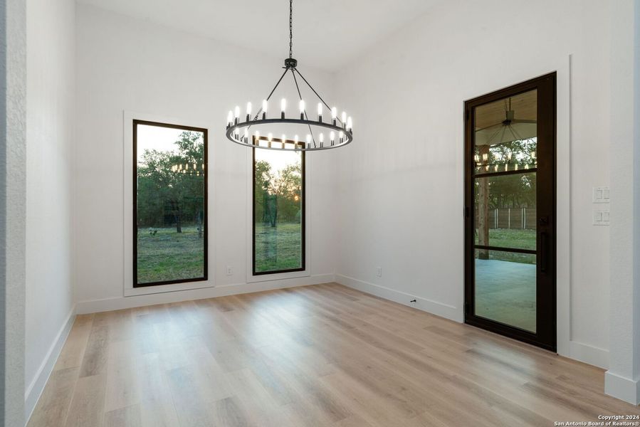 Spacious, unfurnished interior of a new home in , Castroville (Image 35).