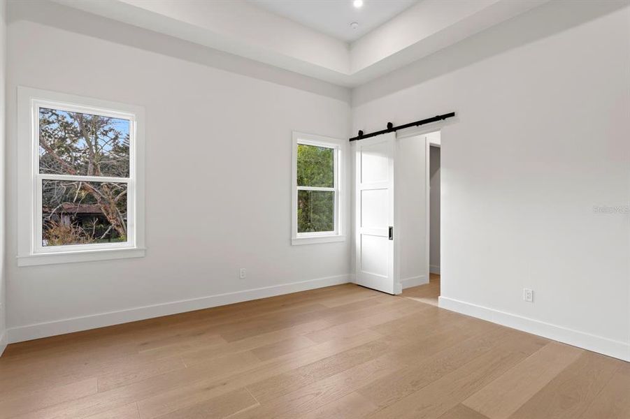 Spacious, unfurnished interior of a new home in , Tampa (Image 66). Spacious, unfurnished interior of a new home in , Tampa (Image 66).