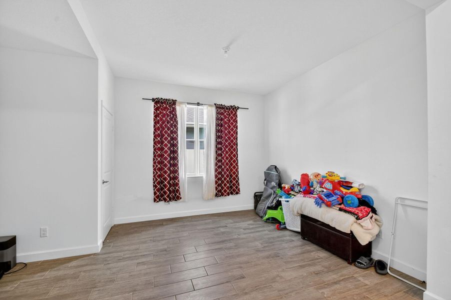 Image 66 of a home in .