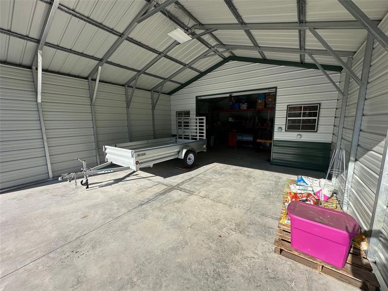 Exterior details and patio area of a home in , Dunnellon (Image 28). Exterior details and patio area of a home in , Dunnellon (Image 28).