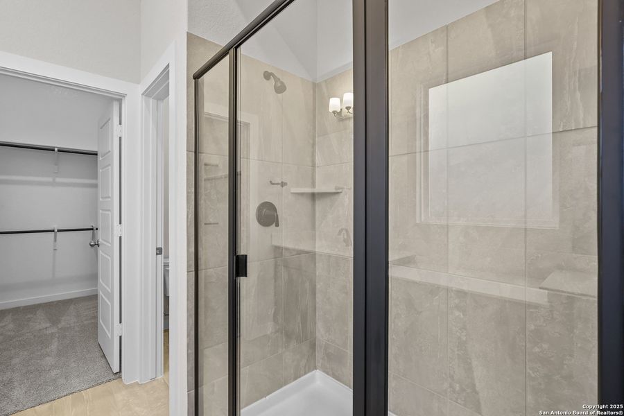 Close-up of interior finishes inside a home in Stillwater Ranch 45', San Antonio (Image 15).