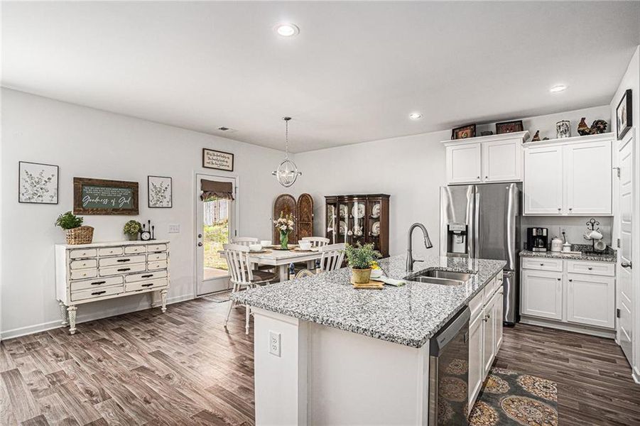 Furnished interior view inside a new home in Vineyard Park, Griffin (Image 27). Furnished interior view inside a new home in Vineyard Park, Griffin (Image 27).