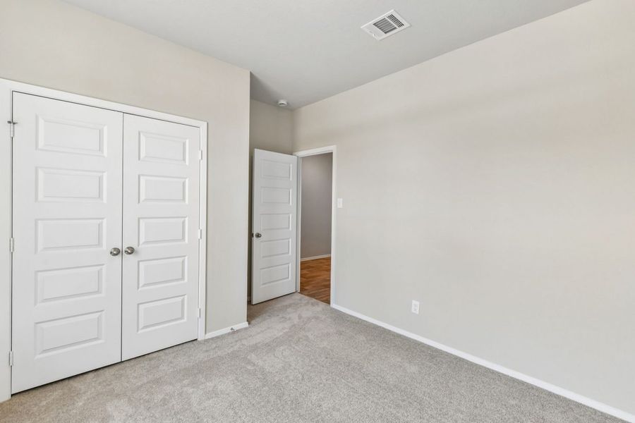 Spacious, unfurnished interior of a new home in Colony at Pinehurst, Pinehurst (Image 16).