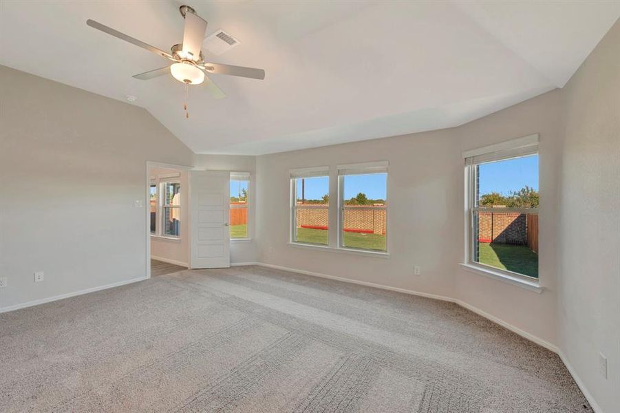 Spacious, unfurnished interior of a new home in The Preserve, Justin (Image 27).