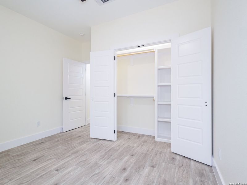 Spacious, unfurnished interior of a new home in , Brownwood (Image 18).