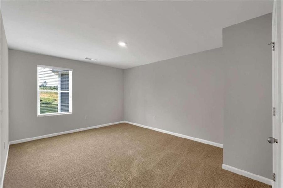 Spacious, unfurnished interior of a new home in , Covington (Image 10).