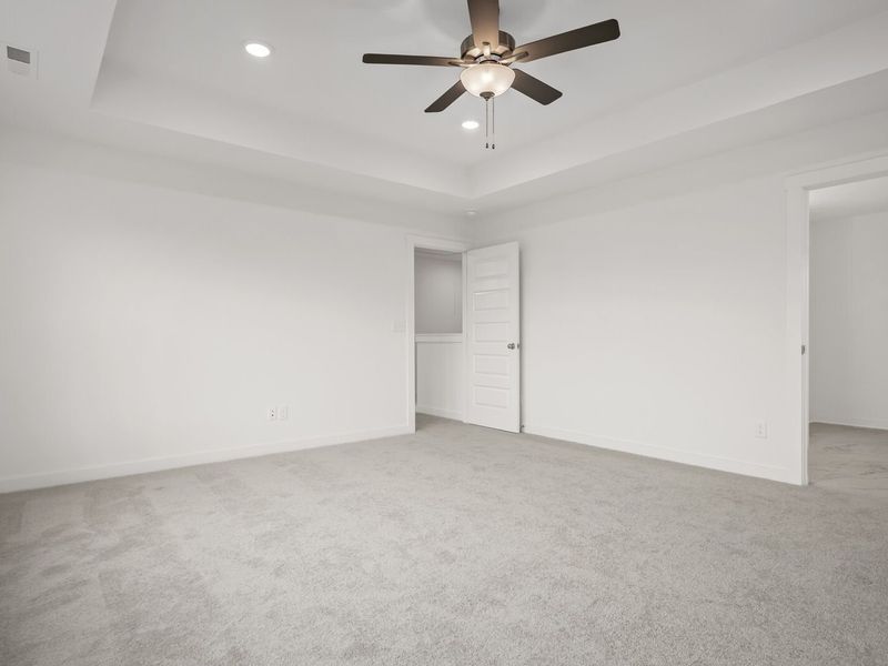 Spacious, unfurnished interior of a new home in Calista Farms, White House (Image 32). Spacious, unfurnished interior of a new home in Calista Farms, White House (Image 32).