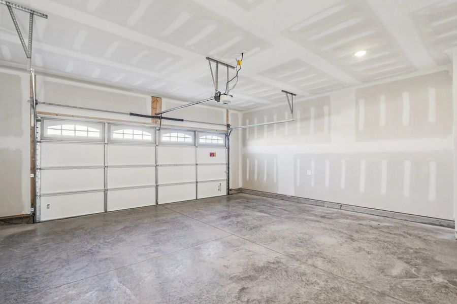 Spacious, unfurnished interior of a new home in Ascent at Arbor Ridge, La Vergne (Image 34). Spacious, unfurnished interior of a new home in Ascent at Arbor Ridge, La Vergne (Image 34).