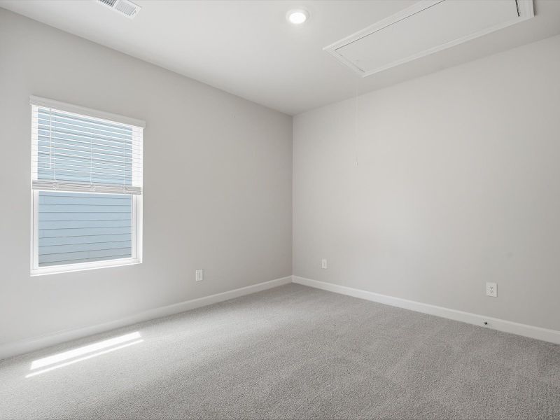 Spacious, unfurnished interior of a new home in Southwell Commons, Anderson (Image 14).