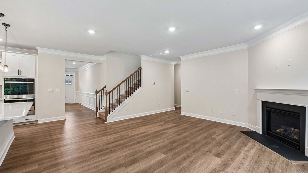 Spacious, unfurnished interior of a new home in Sylvan Creek, Denver (Image 14). Spacious, unfurnished interior of a new home in Sylvan Creek, Denver (Image 14).