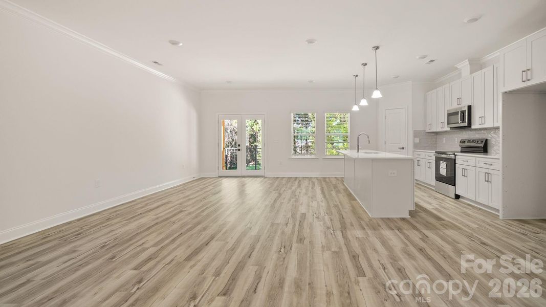 Spacious, unfurnished interior of a new home in , Lincolnton (Image 14).
