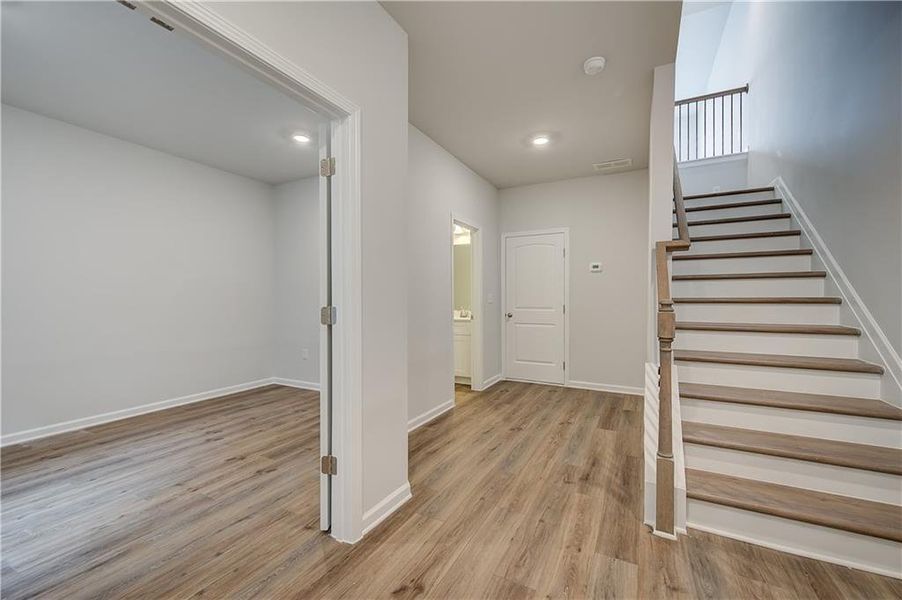 Spacious, unfurnished interior of a new home in Daybreak, Newnan (Image 27).