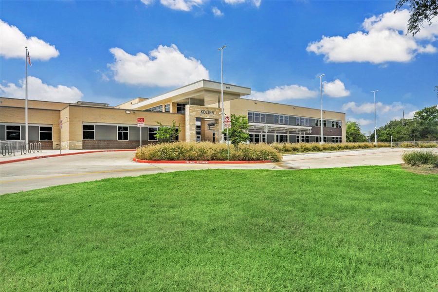 Kolter elementary School is considered one of the top Elementary schools in Houston and Texas. The middle school options include Meyerland or Pin Oak. Bellaire High School completes the exceptional education opportunities in Meyerland.