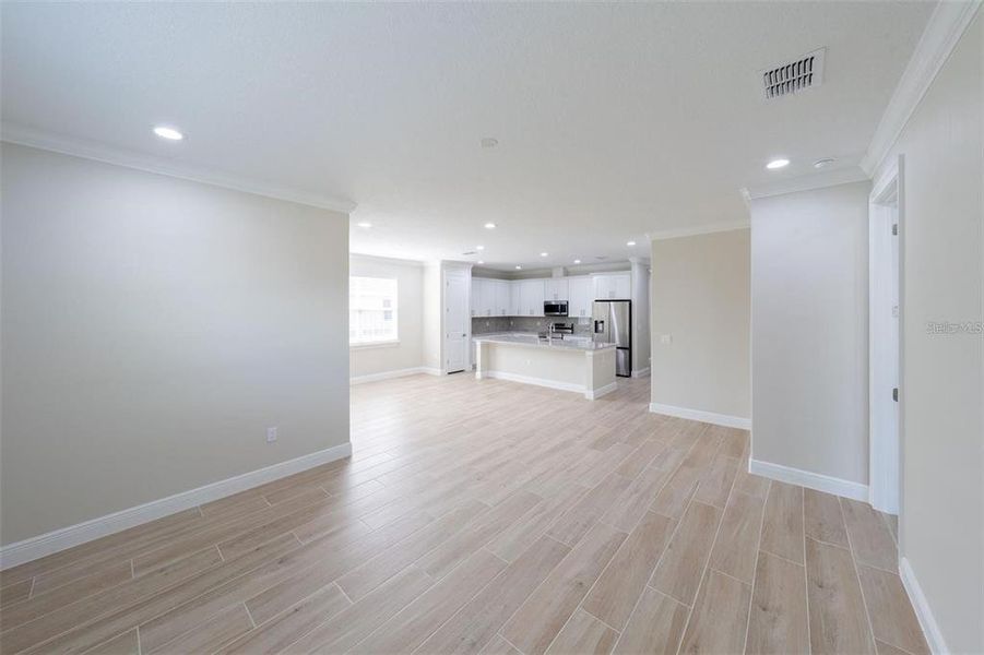 Spacious, unfurnished interior of a new home in , Summerfield (Image 16).