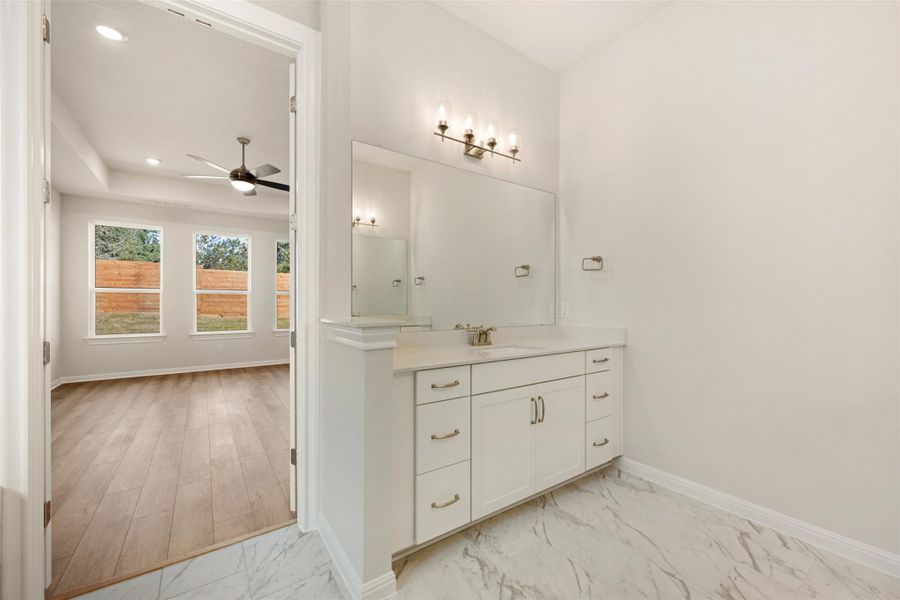 Representative images and renderings are for illustrative purposes. Actual structural options and design finishes of home may vary. Representative images and renderings are for illustrative purposes. Actual structural options and design finishes of home may vary.