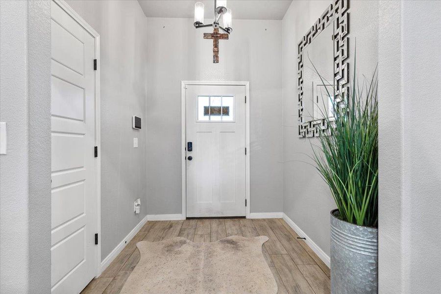 Spacious, unfurnished interior of a new home in , Killeen (Image 23).