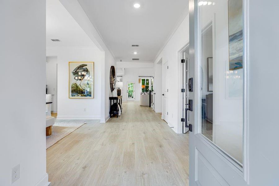 Spacious, unfurnished interior of a new home in Reserve at Hickory Walk, Kennesaw (Image 20). Spacious, unfurnished interior of a new home in Reserve at Hickory Walk, Kennesaw (Image 20).