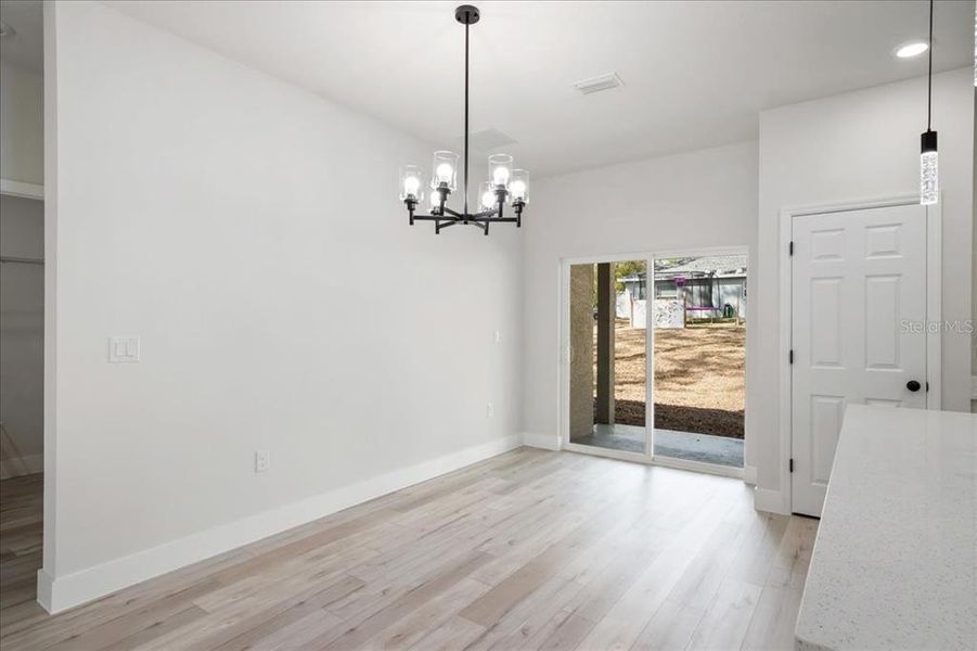 Spacious, unfurnished interior of a new home in , Citrus Springs (Image 41).