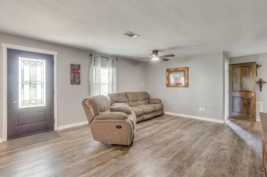 Furnished interior view inside a new home in , Mineral Wells (Image 5).